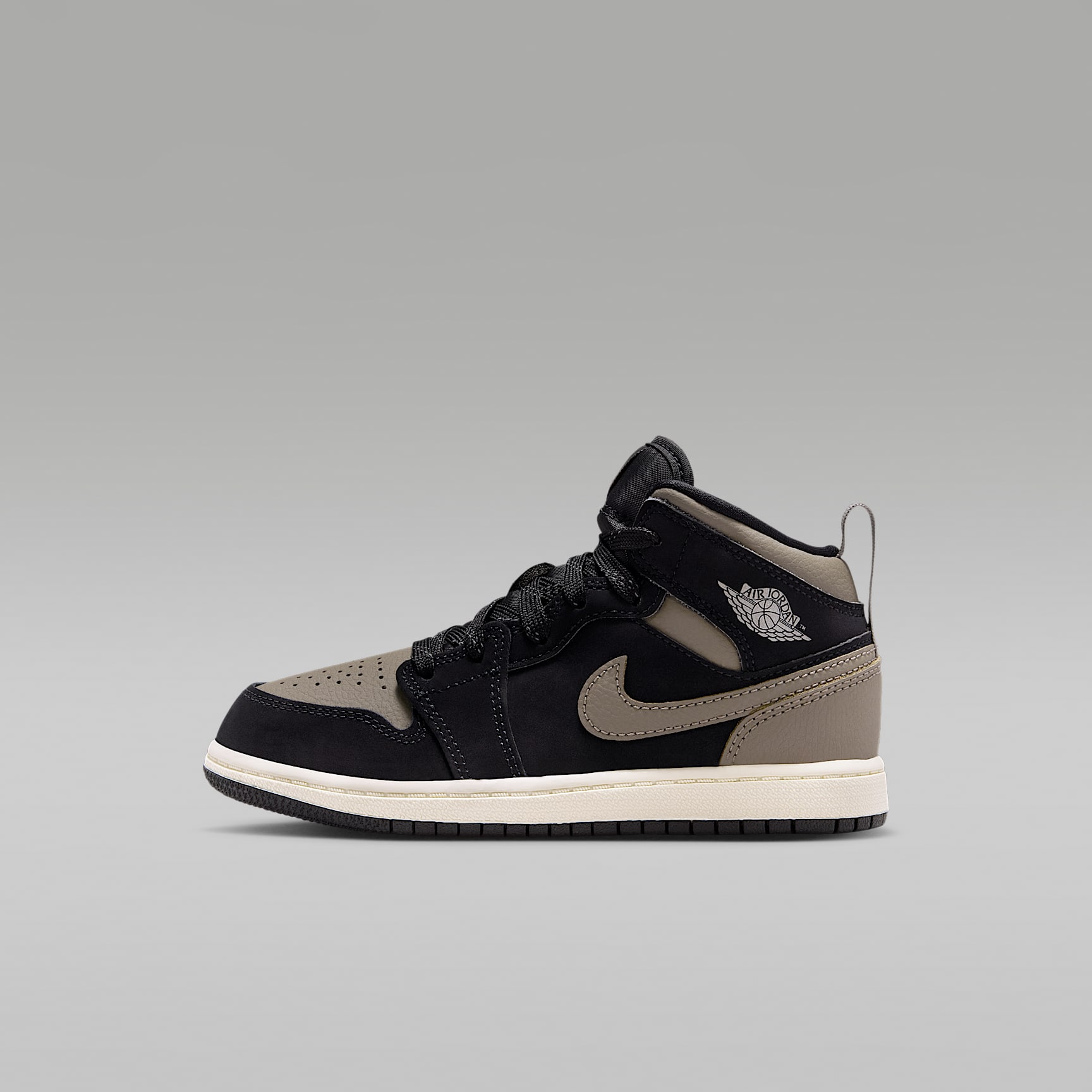 NIKE公式】ジョーダン 1 MID SE リトルキッズシューズ.オンライン